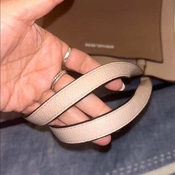 Michael Kors Tan Tote Bag - Picture 8 of 9